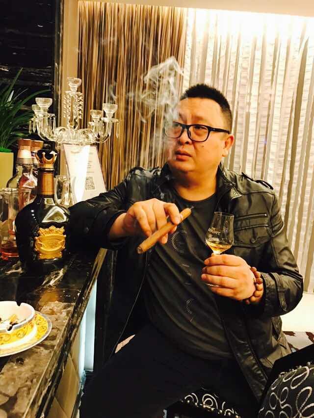 |李征|常务jrs篮球直播_nba直播吧极速体育_nba直播网jrs